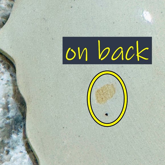 Vintage Cabbage Lettuce Leaf Ceramic Salad Plate Made in Italy White Green Gold - Picture 8 of 8